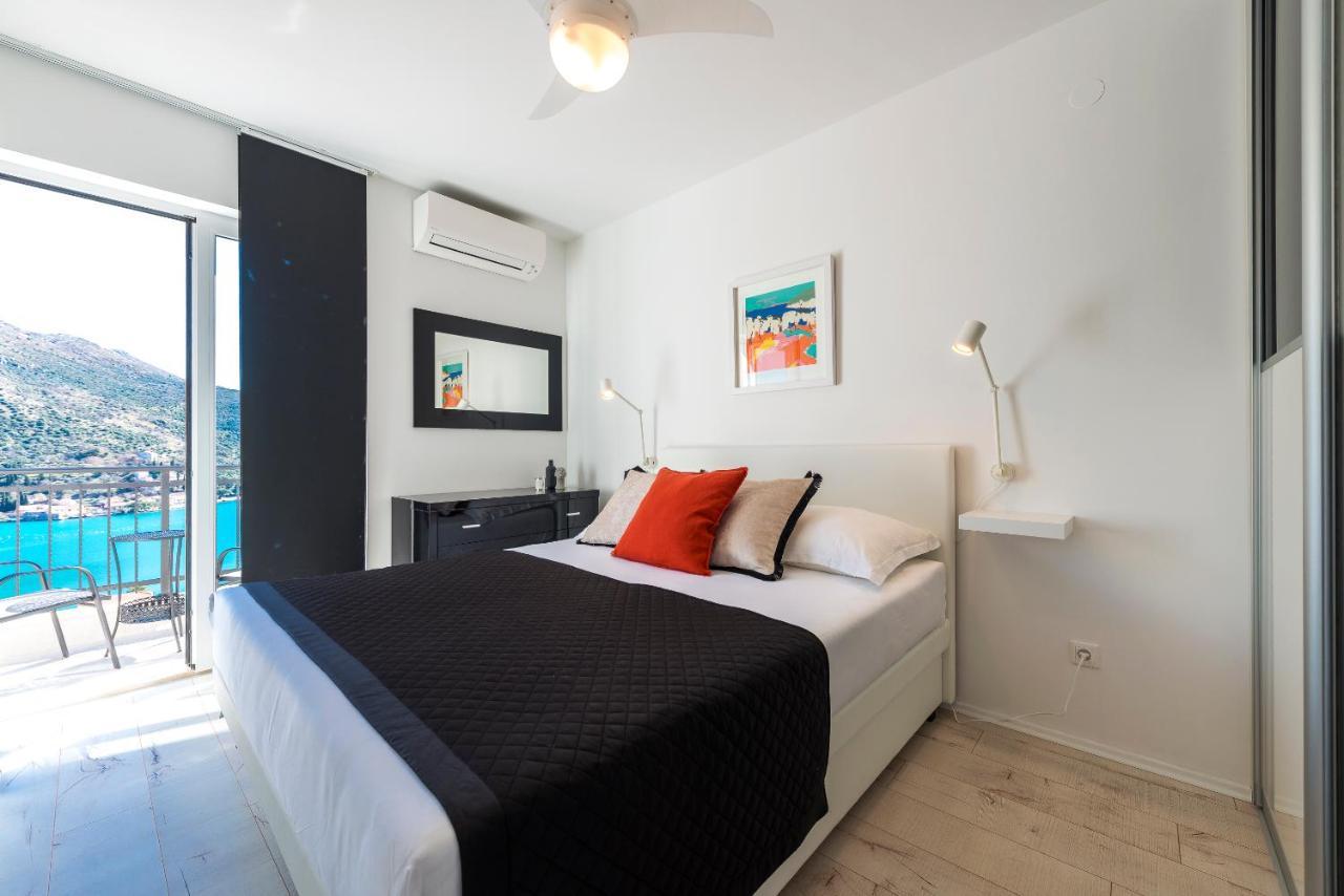 Nila - Private Pool And Sea View Villaer *